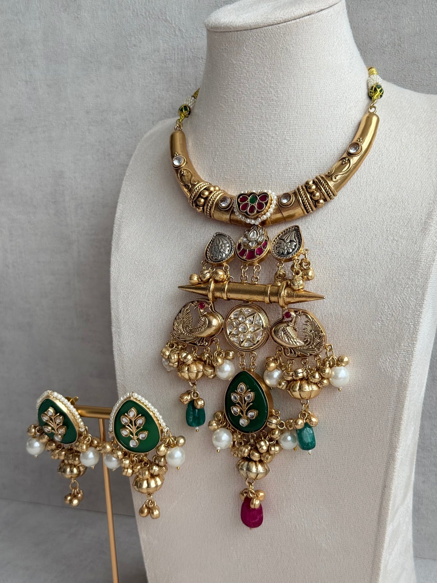 Ayura Designs Zaqsh Collar Necklace Set with Earrings – Antique Gold Peacock Pendant with Emerald Green Stones & Pearl Detailing