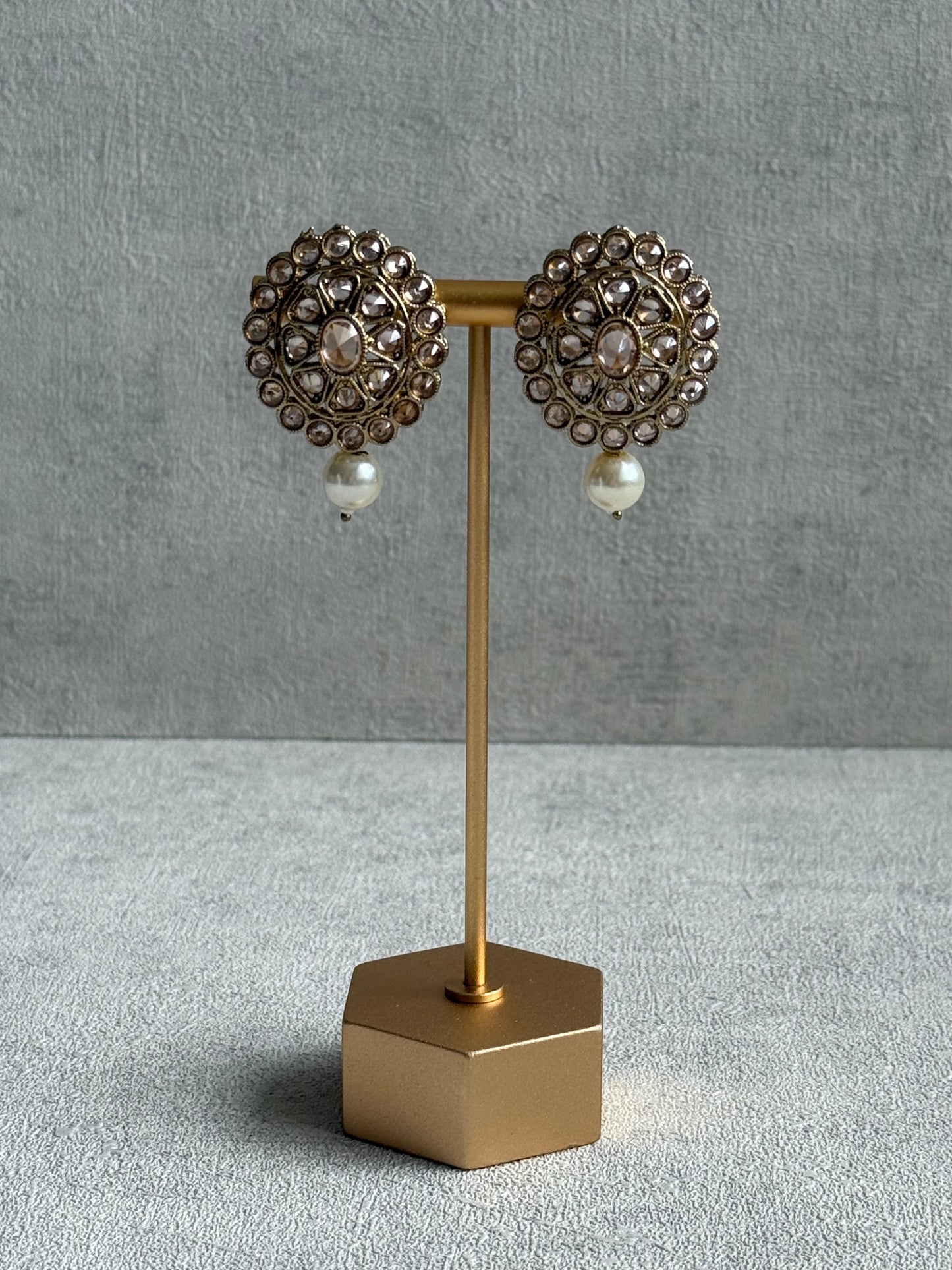 Ayura Designs Sania Set with Necklace, Earrings & Tikka – Champagne Kundan Stones & Antique Gold Finish