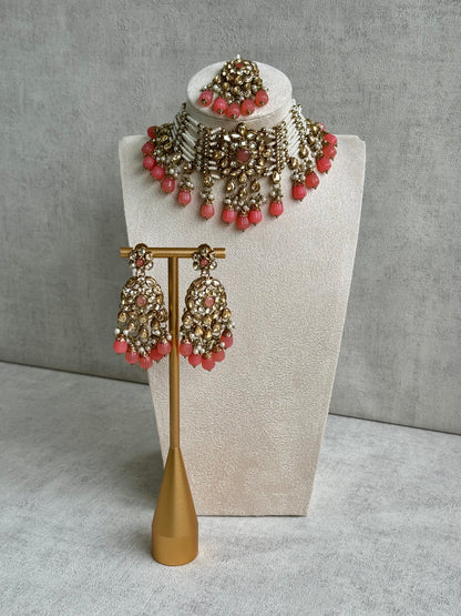 Ayura Designs Rubiya Set in Gold & Peach – Regal Radiance Adorned with Pearls & Kundan Elegance