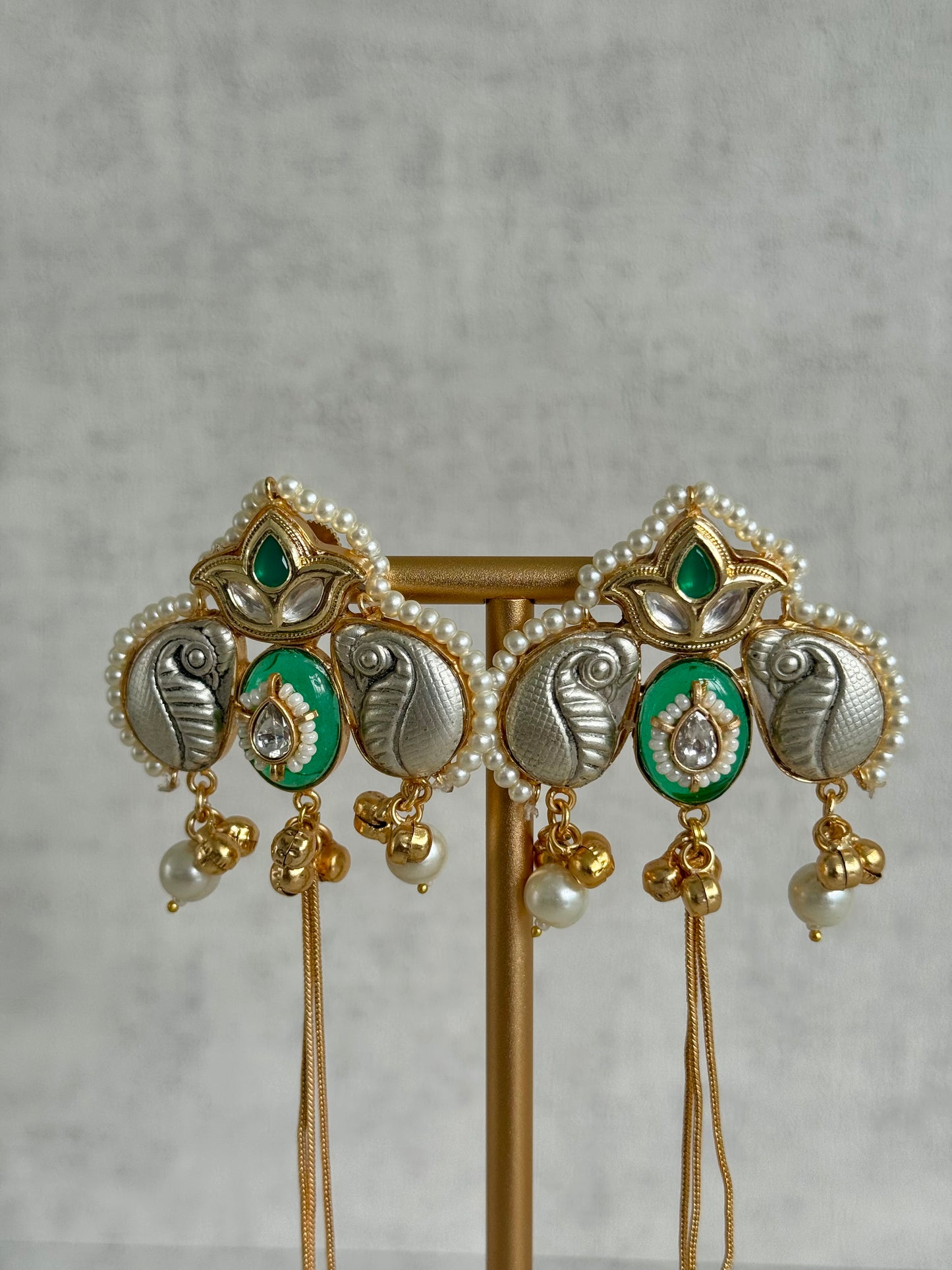 Ayura Designs Sozni Kashmiri Earrings – Meenakari with Emerald Green & Diamond-Cut Detailing