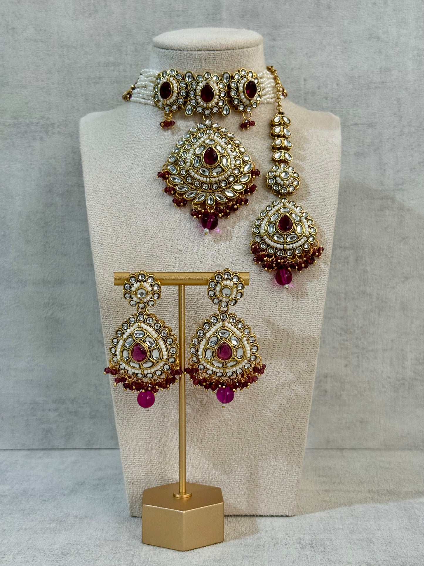 Ayura Designs Tehreem Set with Necklace, Earrings & Tikka – Mirror-Cut Stones, Magenta Beads & Antique Gold Finish