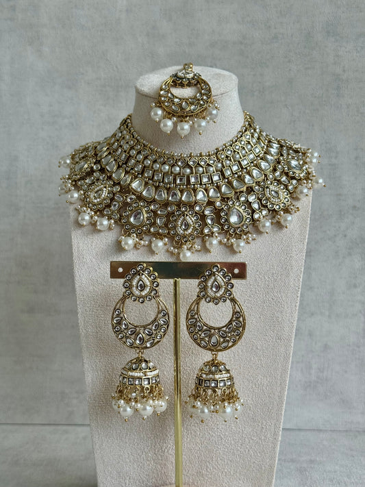 Ayura Designs Aimen Semi Bridal Set – Mirror-Cut Choker with Jhumkis & Tikka in Antique Gold and Pearls