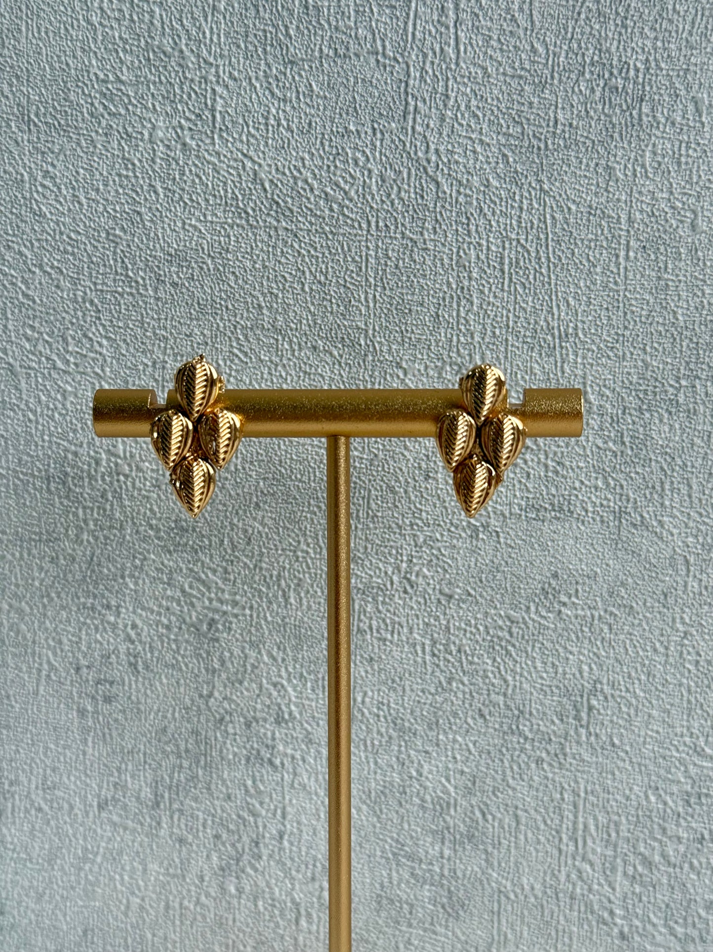 Ayura Designs Hiral Set – Necklace & Earrings with Antique Gold Leaf Motifs