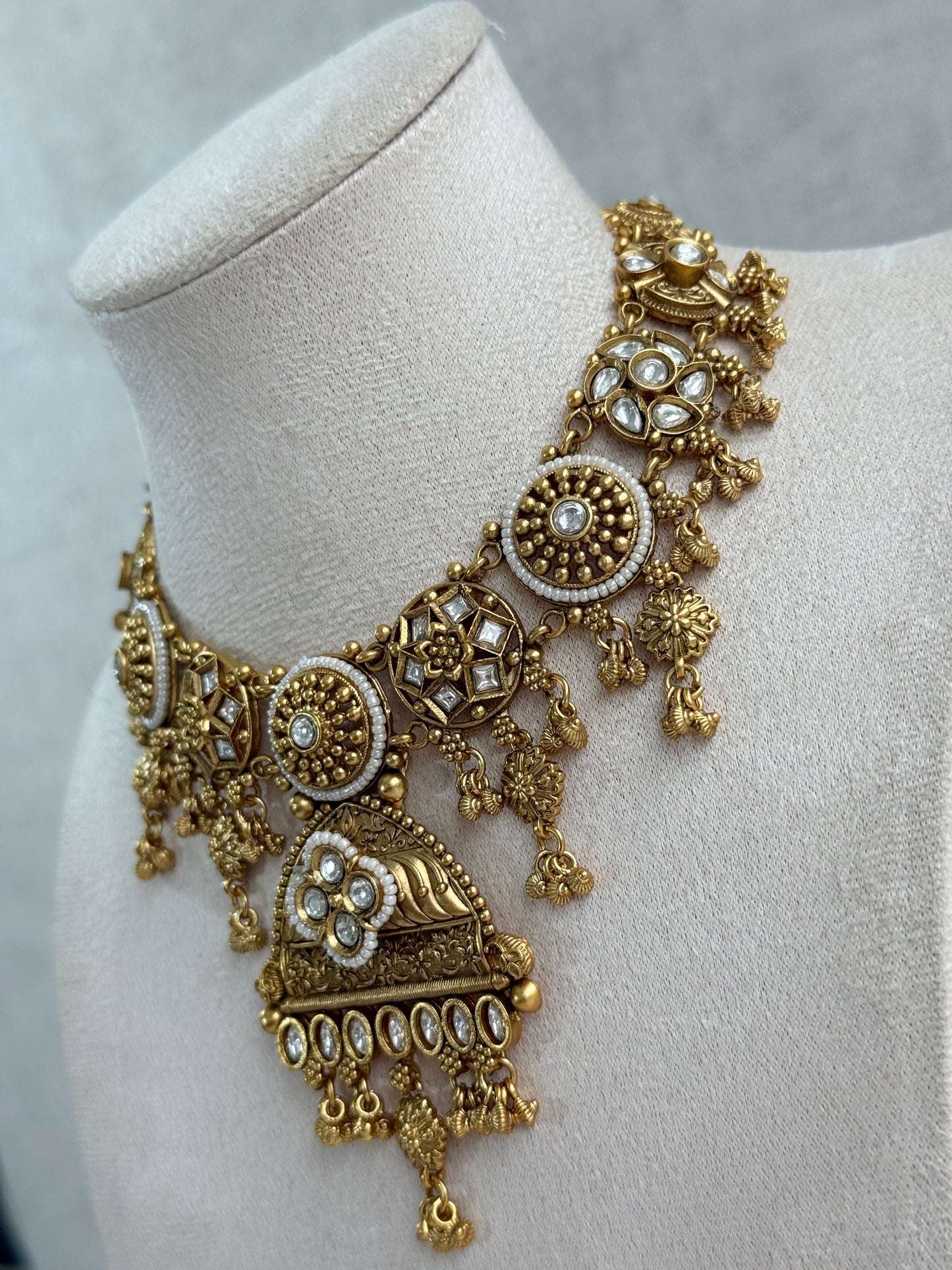 Ayura Designs Kriti Necklace Set with Earrings – Antique Gold Kundan Design with Ivory Pearls & Ghungroo Detailing
