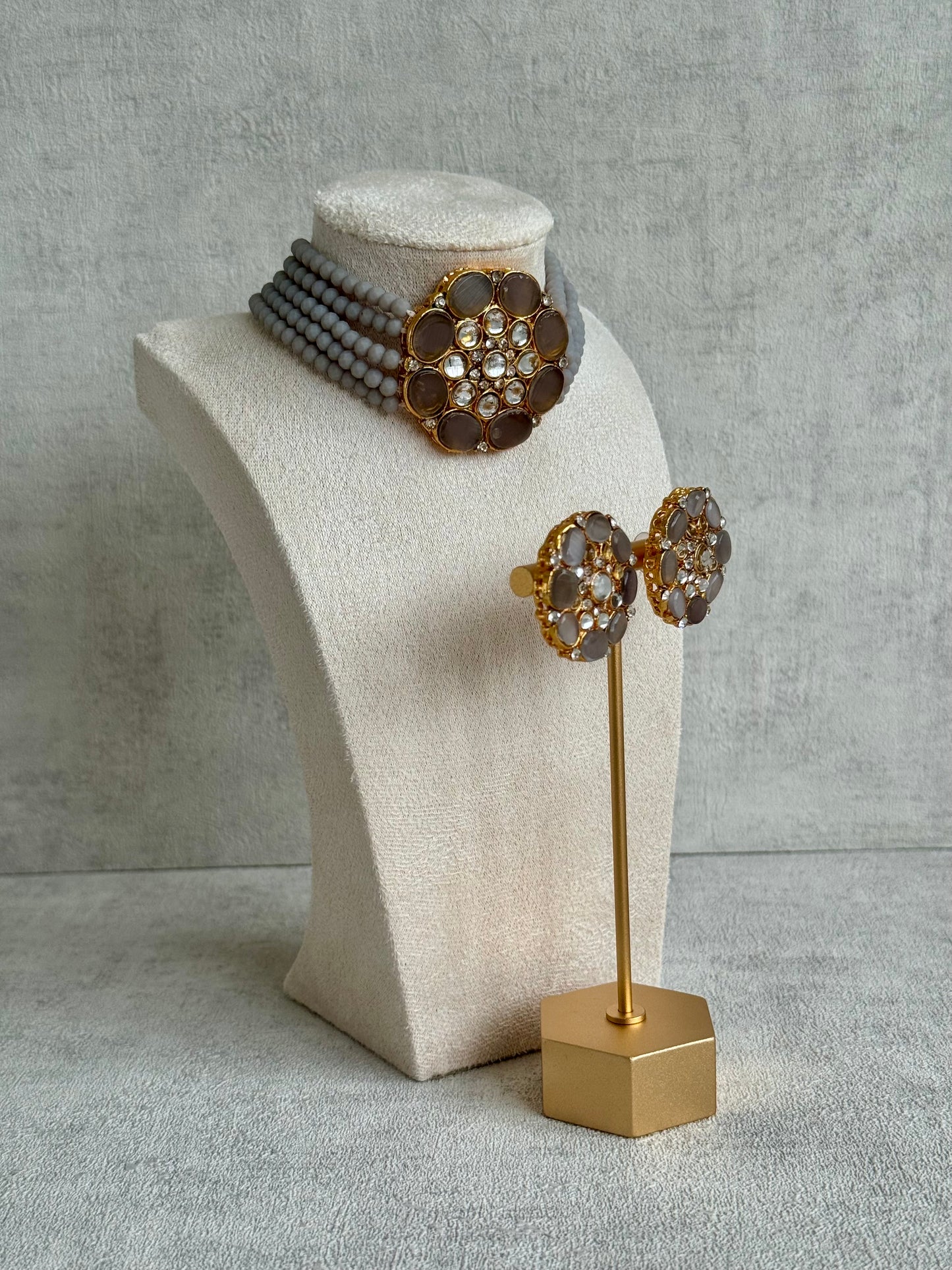 Ayura Designs Yasmin Kundan Choker Set with Studs – Slate Grey Beads & Mirror-Cut Stones