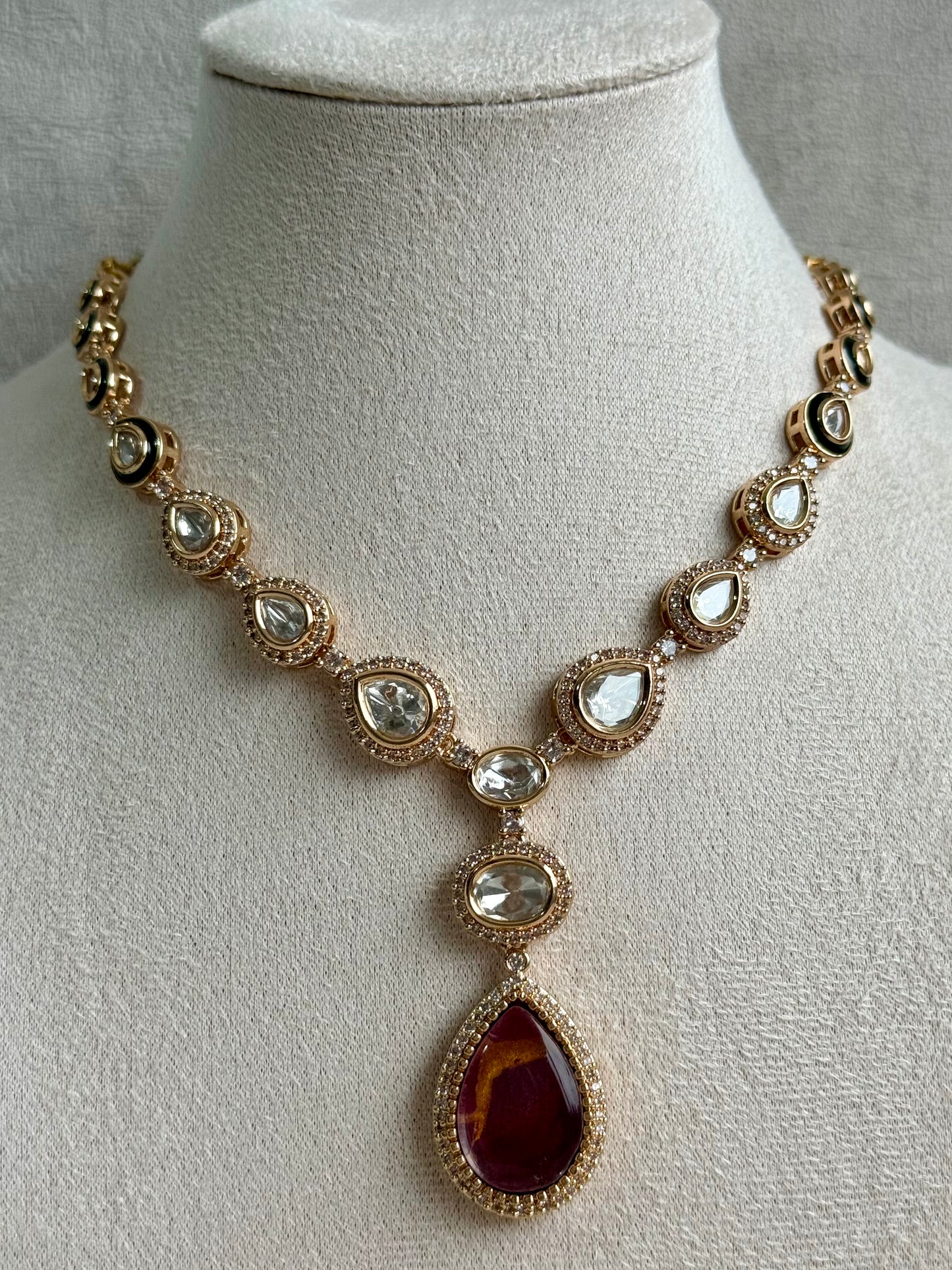 Ayura Designs Lilly Set with Necklace & Earrings – Burnt Crimson Marble Stones, Mirror-Cut Accents & Antique Gold Finish