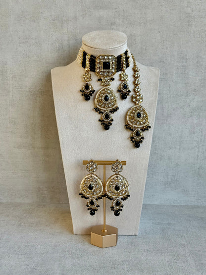 Ayura Designs Zarmeen Choker Set with Earrings & Tikka – Mirror-Cut Stones, Antique Gold Finish and Black Beads