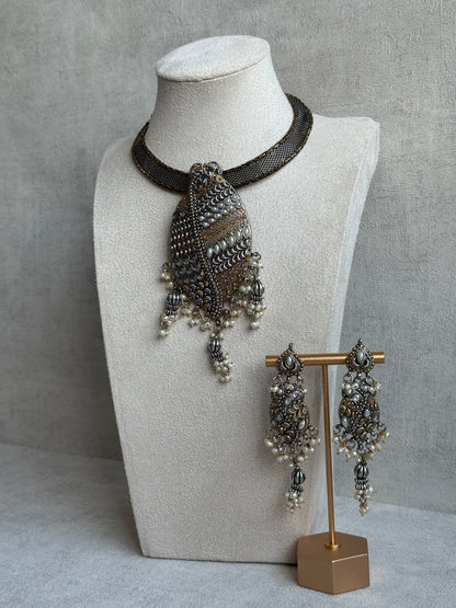 Ayura Designs Sheeba Set with Earrings – Silver & Gold Leaf Pendant, Mirror-Cut Stones & Pearl Detailing