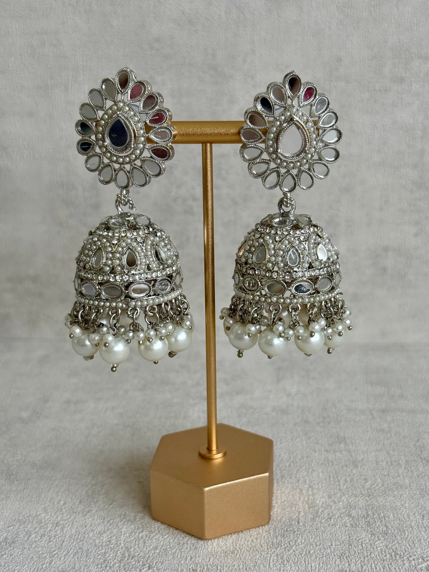 Ayura Designs Meeta Tikka Set with Jhumkis – Silver Mirror-Cut Detailing & Pearl Drops