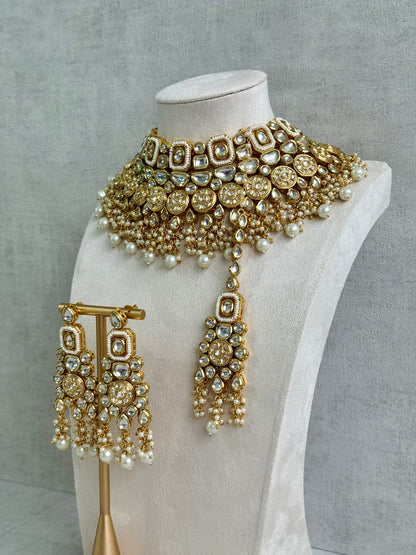 Ayura Designs Suhana Bridal Set with Necklace, Earrings & Tikka – Kundan Stones with Pearl Detailing in Antique Gold Finish