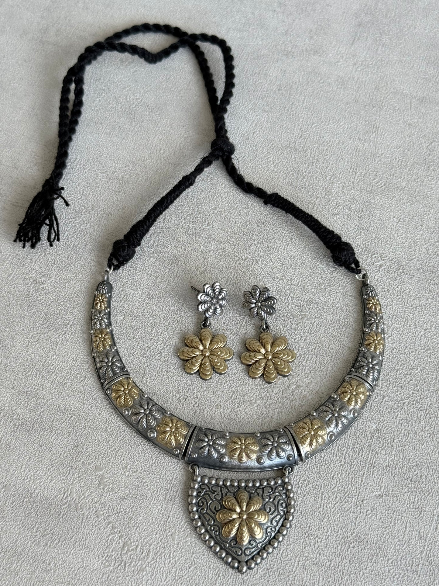 Ayura Designs Andaaz Set with Earrings – Dual Tone Oxidised Floral Necklace Set