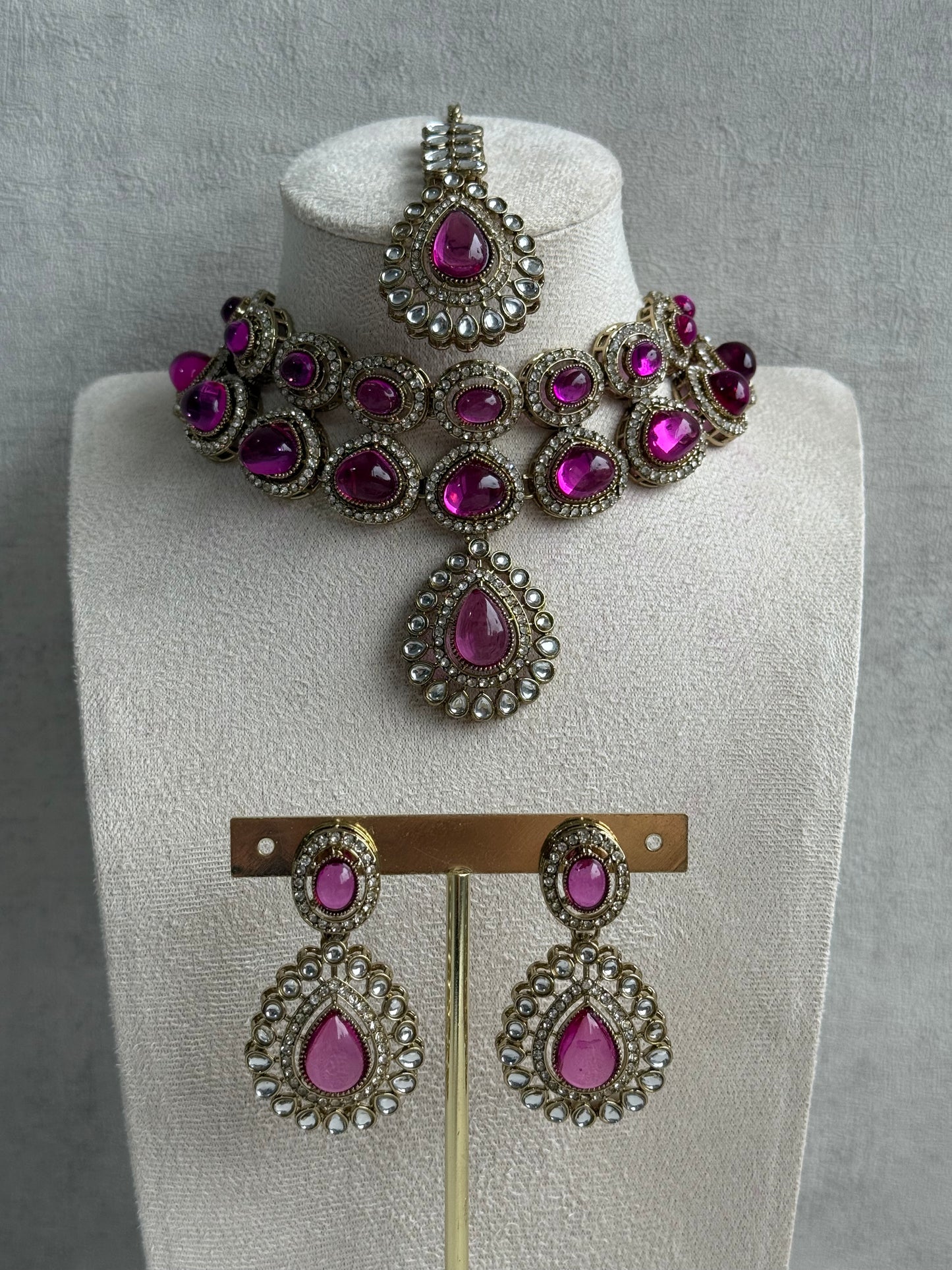 Ayura Designs Tamara Set with Necklace, Earrings & Tikka – Fuchsia Stones, Kundan Borders & Antique Gold Finish