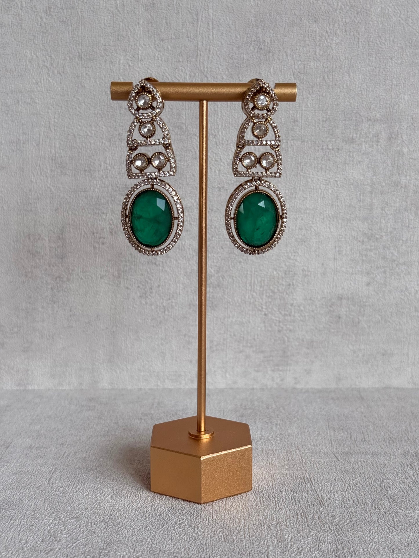 Ayura Designs Sadie Necklace Set with Earrings – Emerald Green Centre Stone, Moissanite Style Stones & Crystal Halo Detailing