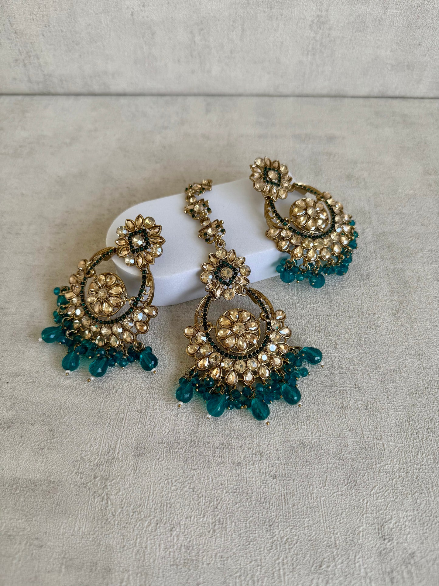 Ayura Designs Feroza Tikka & Earrings Set – Gold-Plated with Handcrafted Kundan Work, Teal Bead Droplets & Intricate Floral Motifs