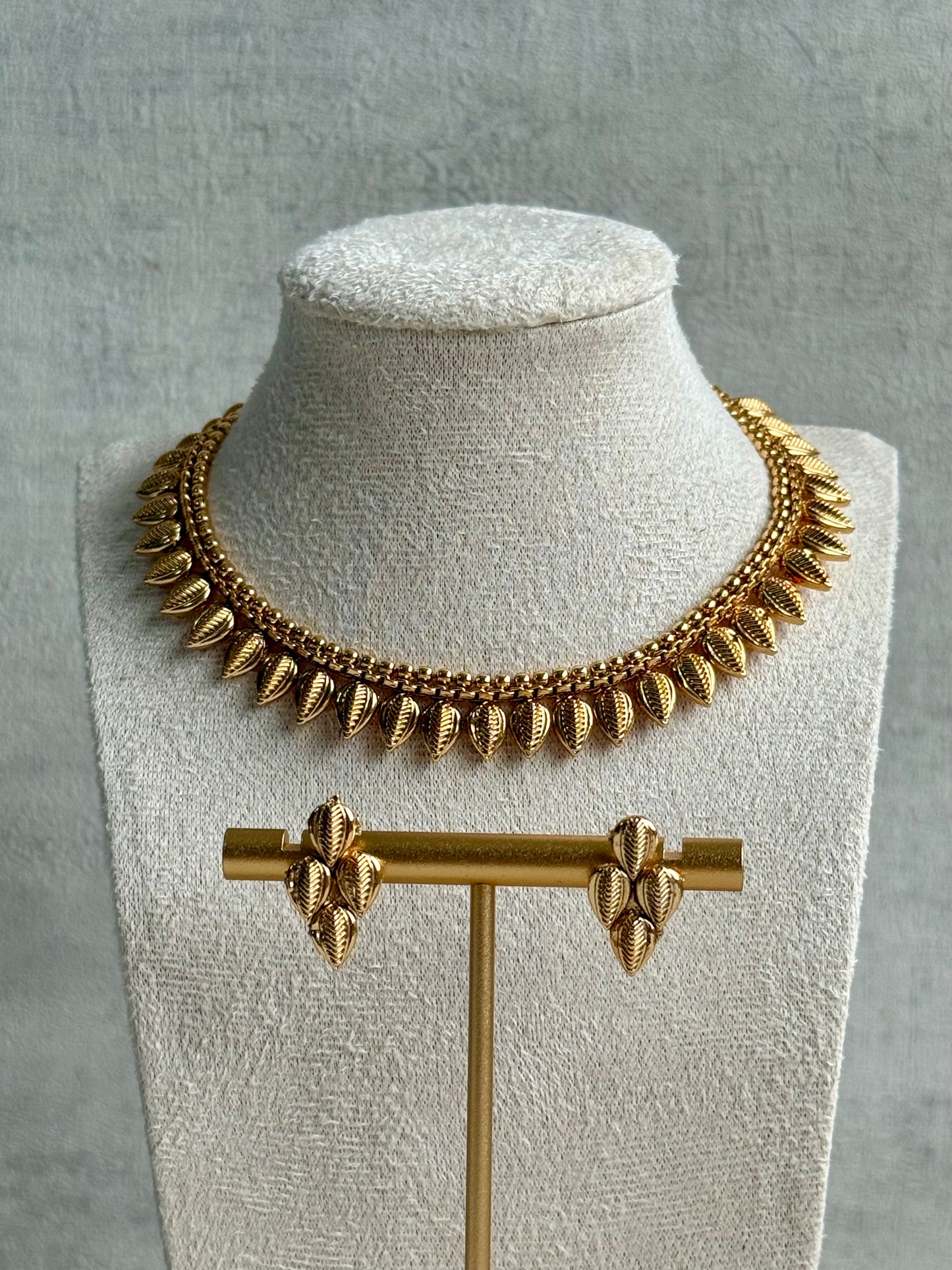 Ayura Designs Hiral Set – Necklace & Earrings with Antique Gold Leaf Motifs