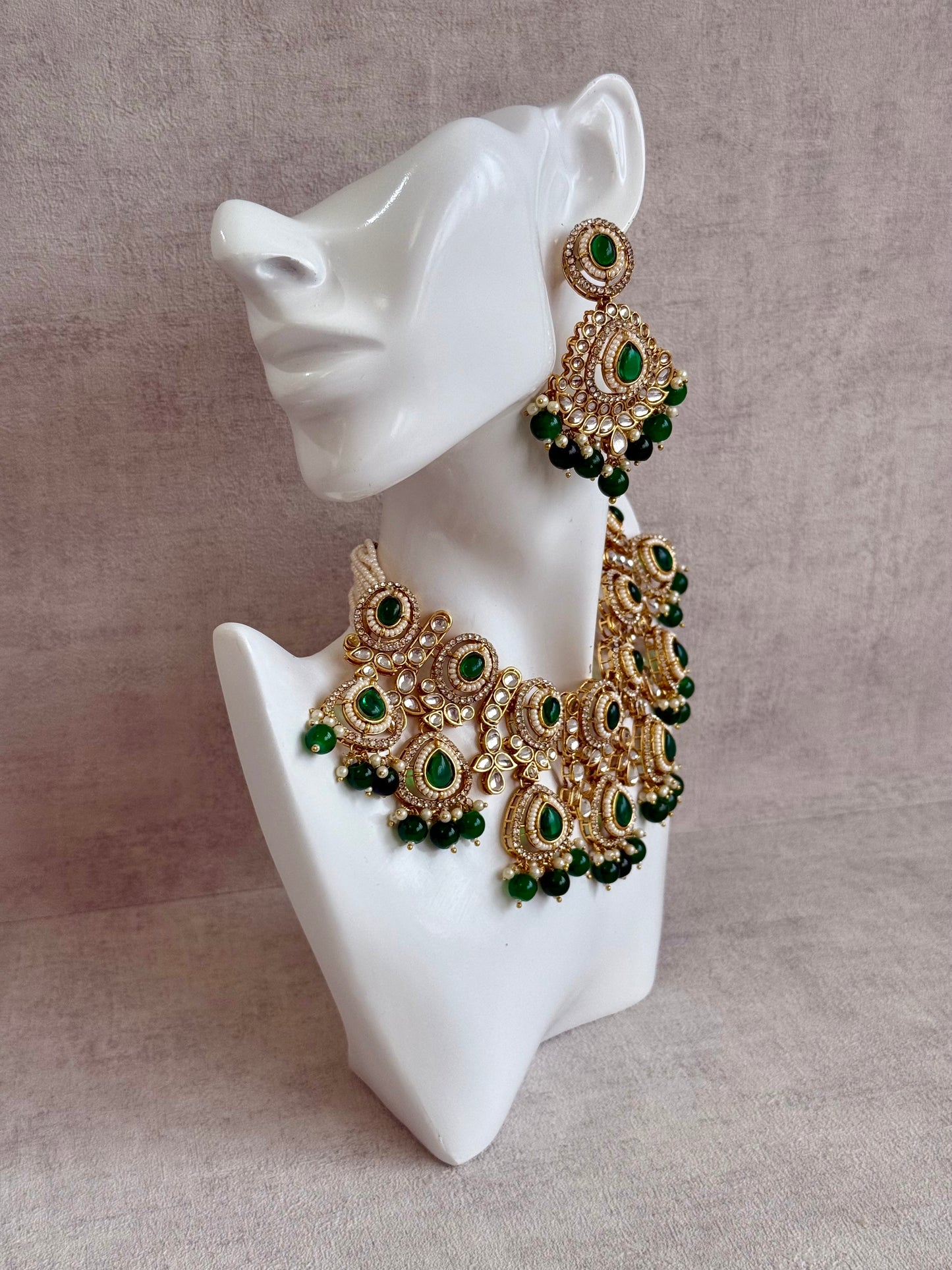 Ayura Designs Janvi Set with Necklace, Earrings & Tikka – Kundan Detailing, Emerald Green Beads & Pearls Drops