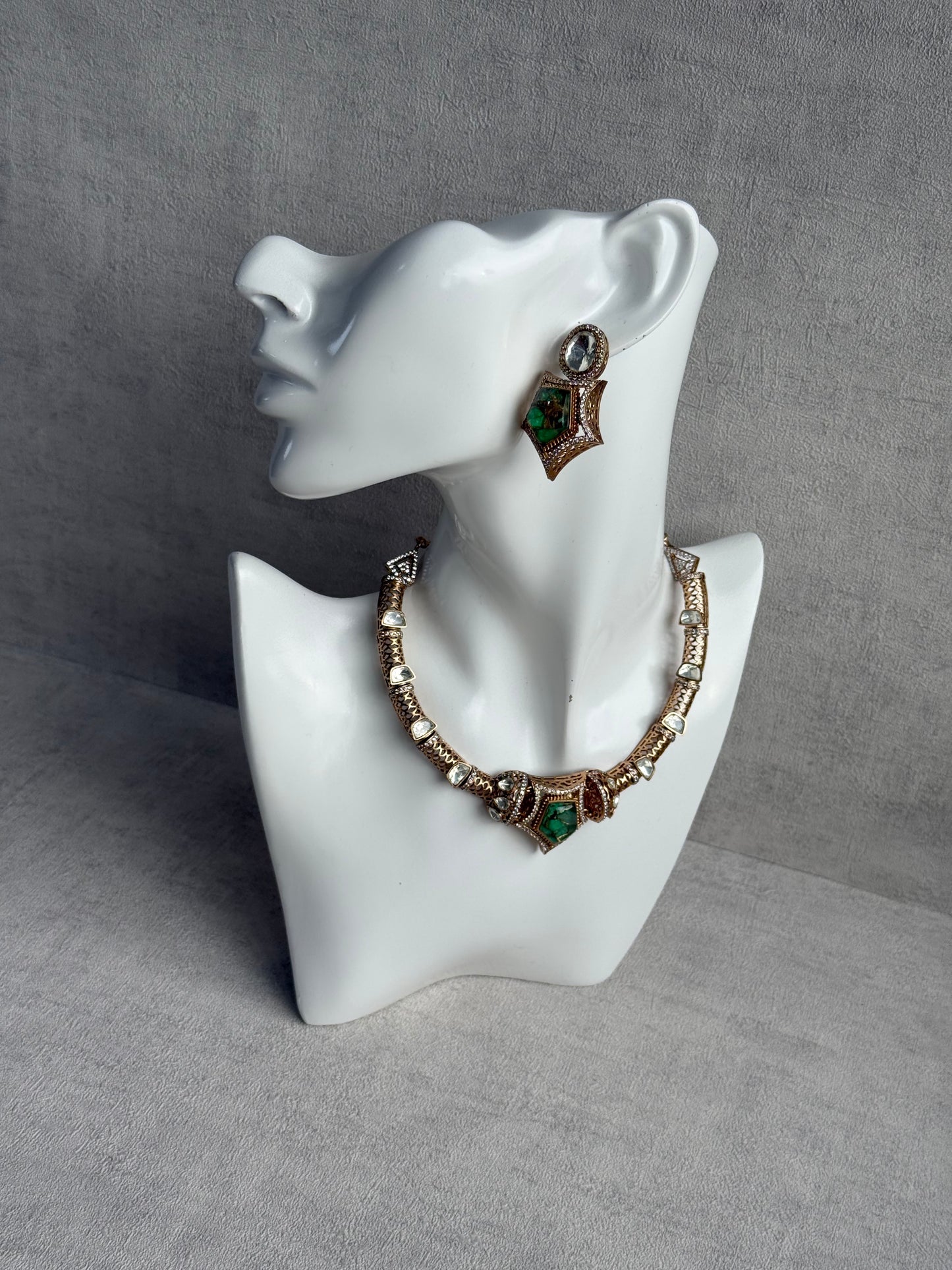 Ayura Designs Krupa Set – Necklace & Earrings with Green Stone featuring Natural Marbling, Mirror-Cut Kundan & Antique Gold Detailing