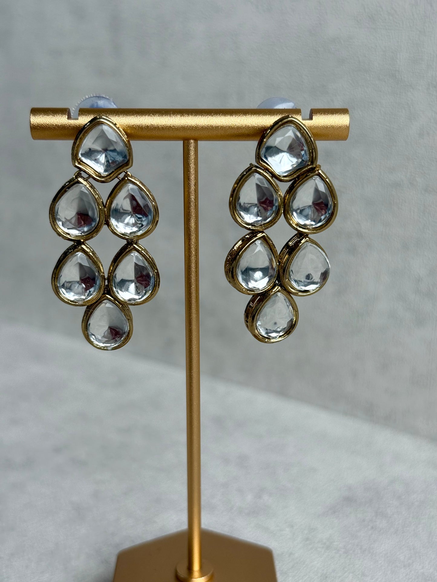 Ayura Designs Sufi Set with Necklace, Earrings & Tikka – Mirror-Cut Stones in Antique Gold Finish