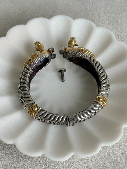 Ayura Designs Aayra Peacock Kangan Bracelet – Dual Tone Twin Peacock Design with Bird Motif Detailing