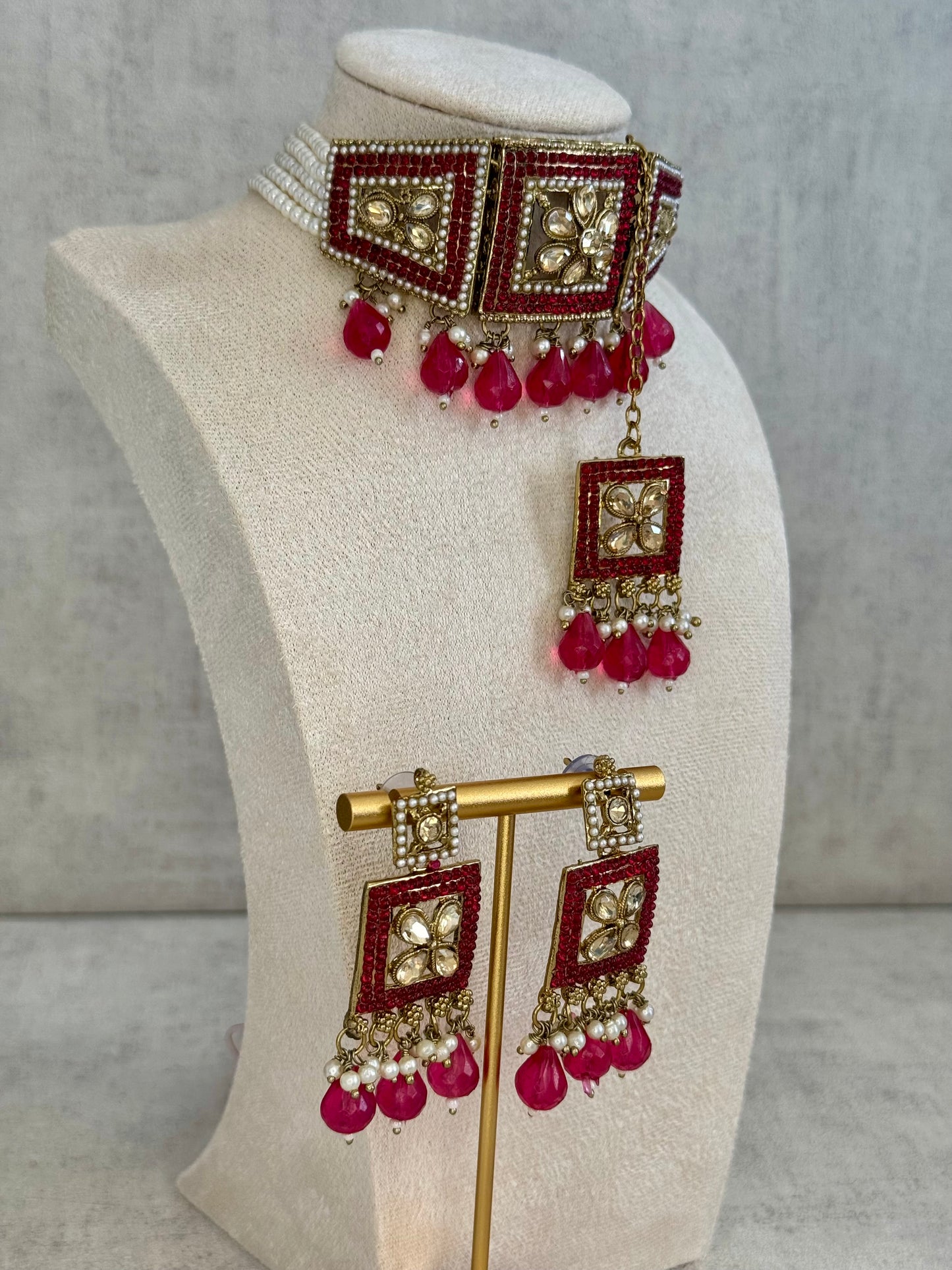 Ayura Designs Rehmat Set – Pearl & Pink Choker with Matching Earrings & Tikka, Adorned with Kundan and Pink Teardrop Beads