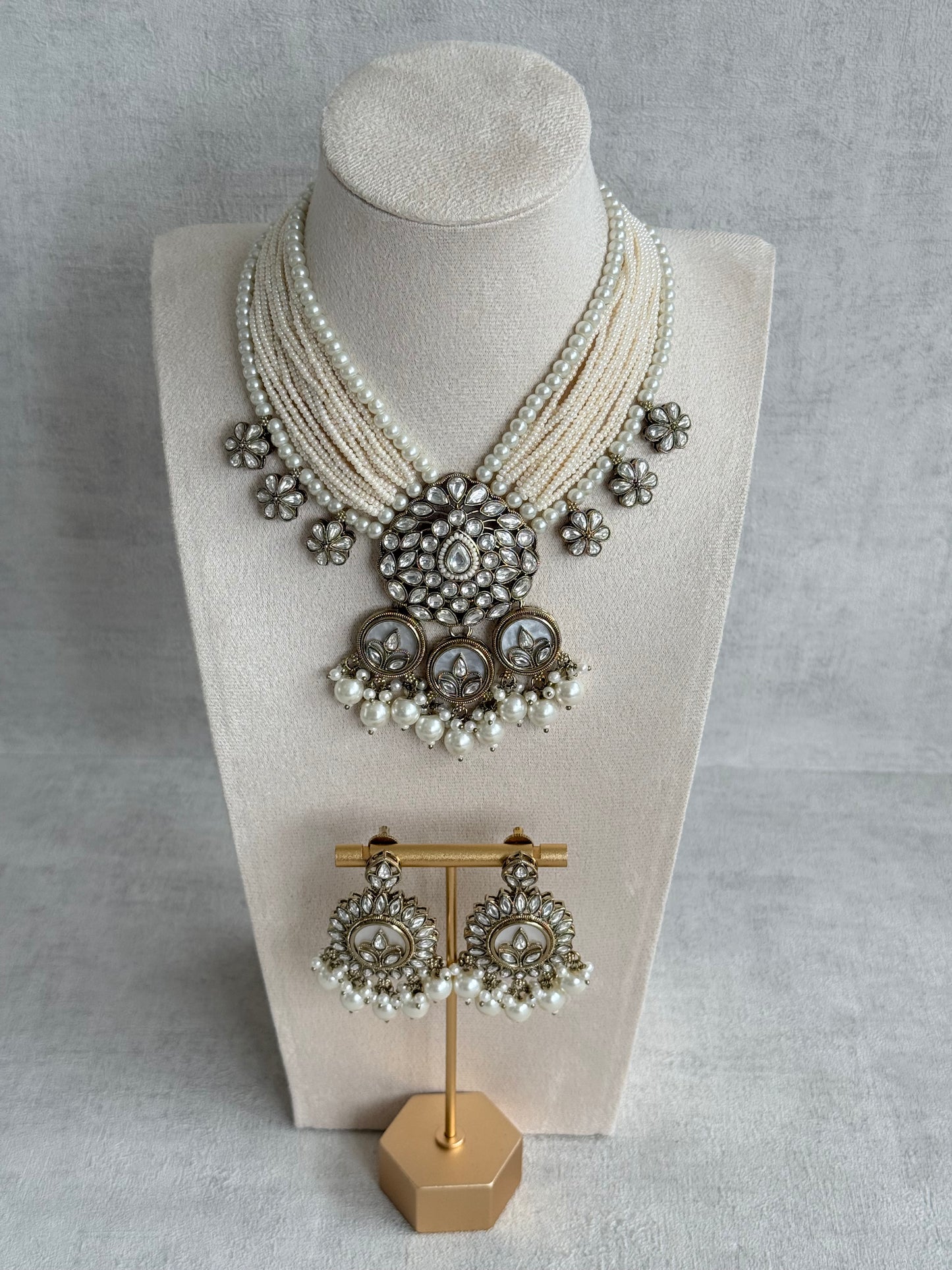 Ayura Designs Callie Set with Earrings – Ivory Pearl & Jadau Detailing