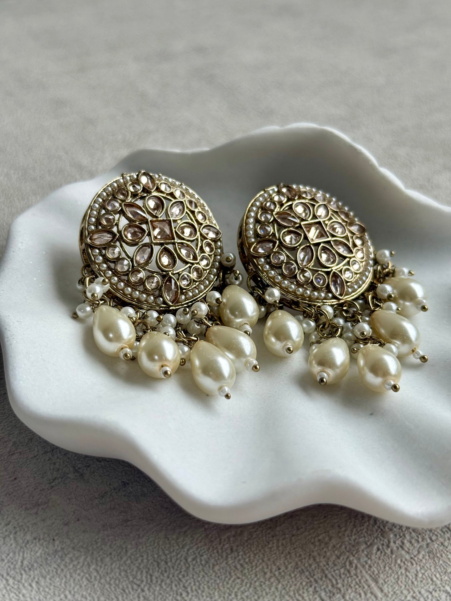 Ayura Designs Aynoor Earrings – Antique Gold Finish with Mirror-Cut Stones & Pearl Drops