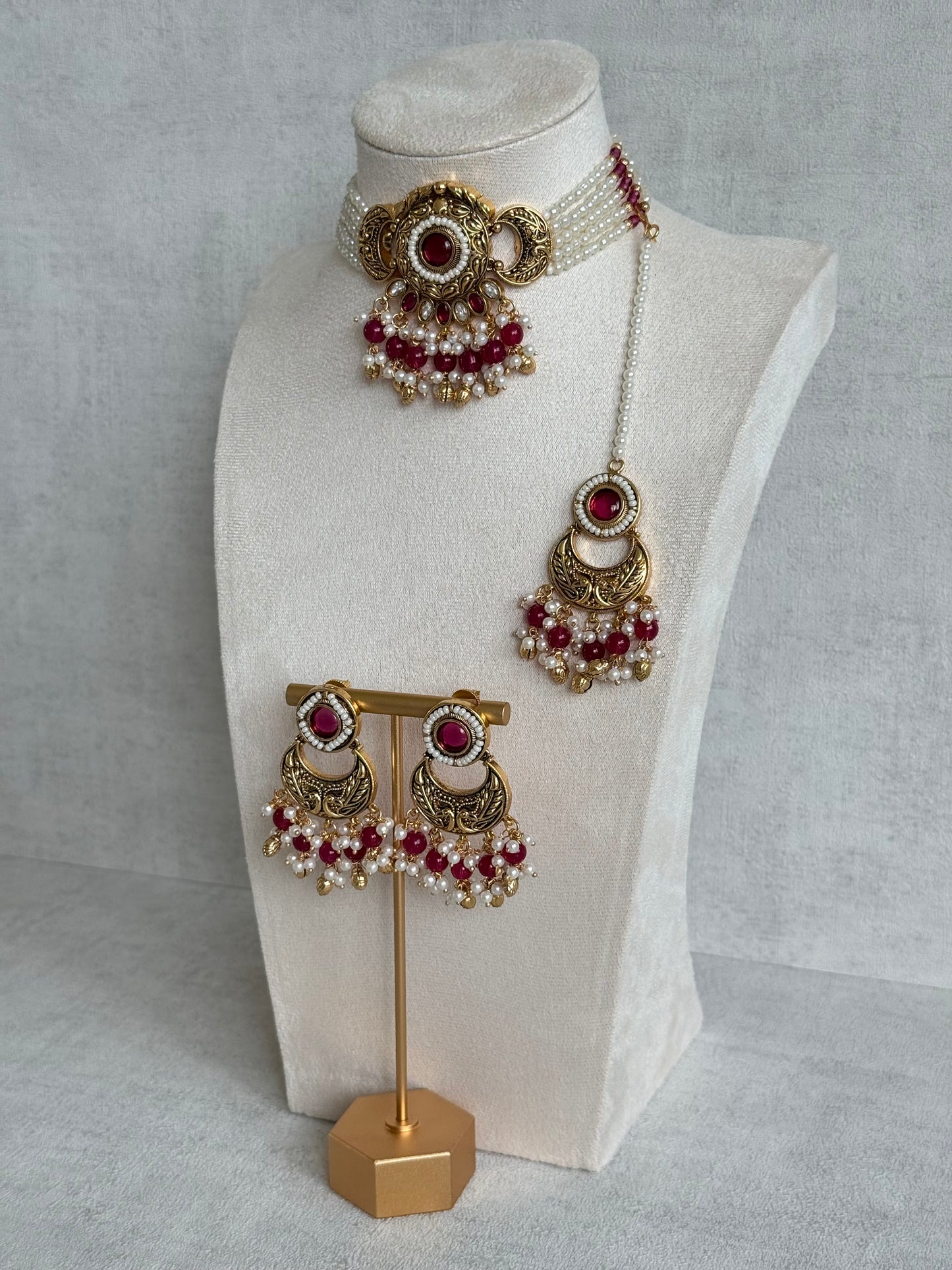 Ayura Designs Mehr Choker Set with Earrings & Tikka – Ruby Pink Stones, Ruby Pink Beads, Pearl Strands & Antique Gold Finish