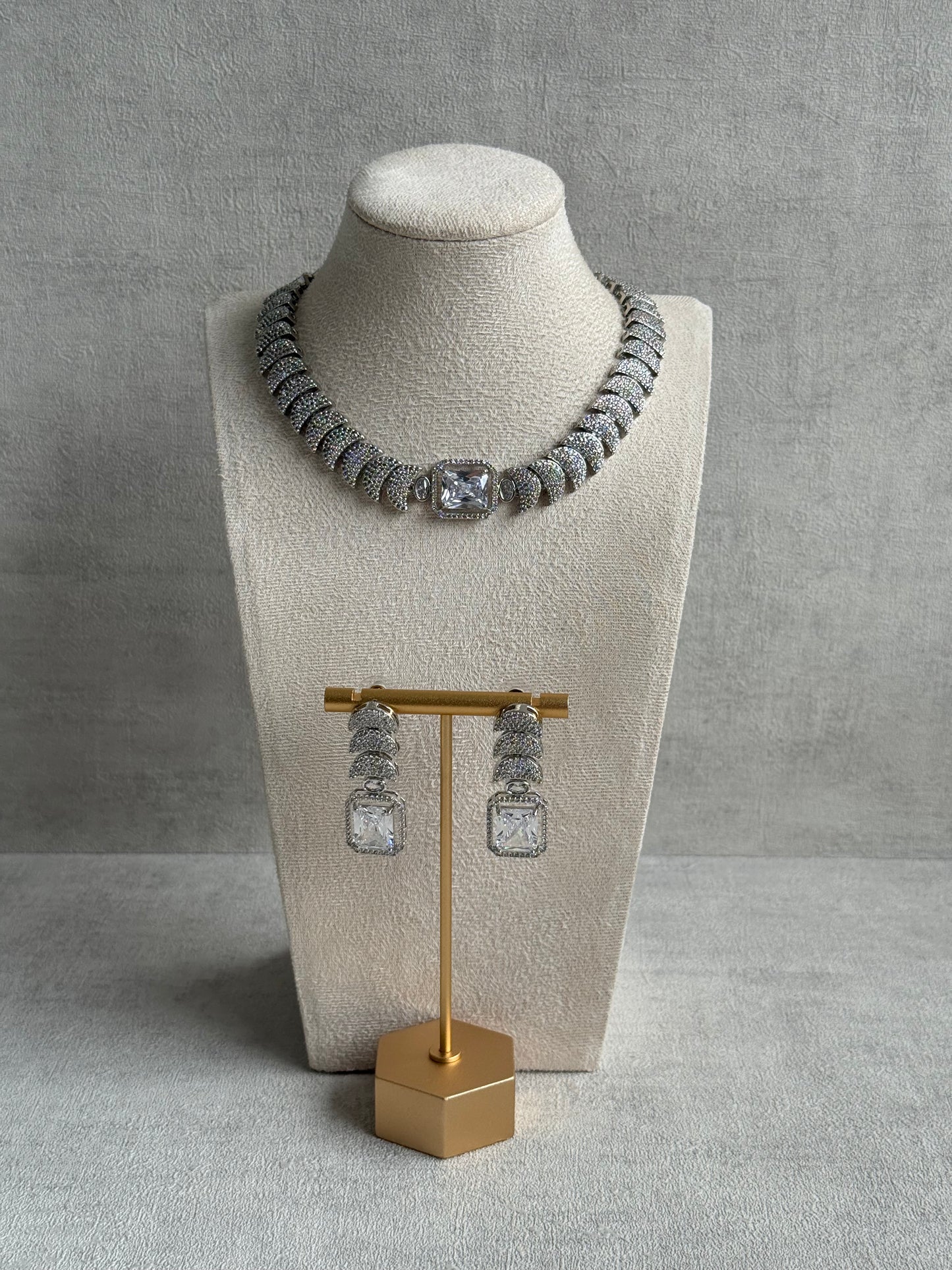 Ayura Designs Arabella Set – Silver Necklace & Earrings with Moissanite Stones