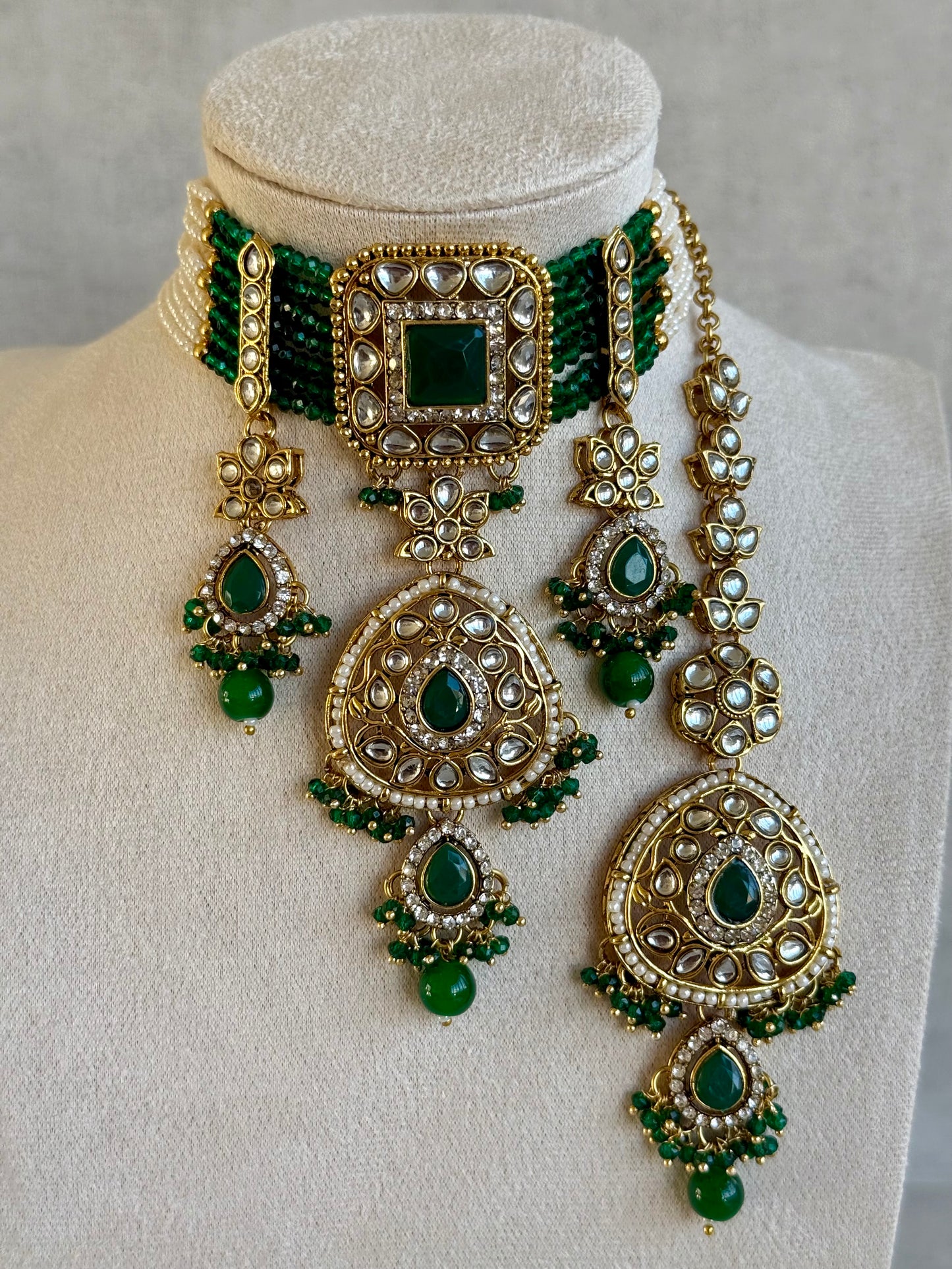Ayura Designs Zarmeen Choker Set with Earrings & Tikka – Mirror-Cut Stones, Antique Gold Finish and Emerald Green Beads