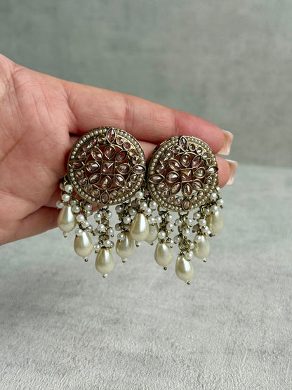 Ayura Designs Aynoor Earrings – Antique Gold Finish with Mirror-Cut Stones & Pearl Drops