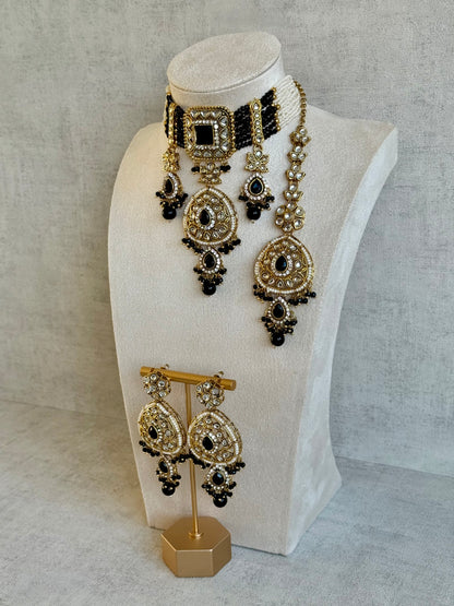 Ayura Designs Zarmeen Choker Set with Earrings & Tikka – Mirror-Cut Stones, Antique Gold Finish and Black Beads