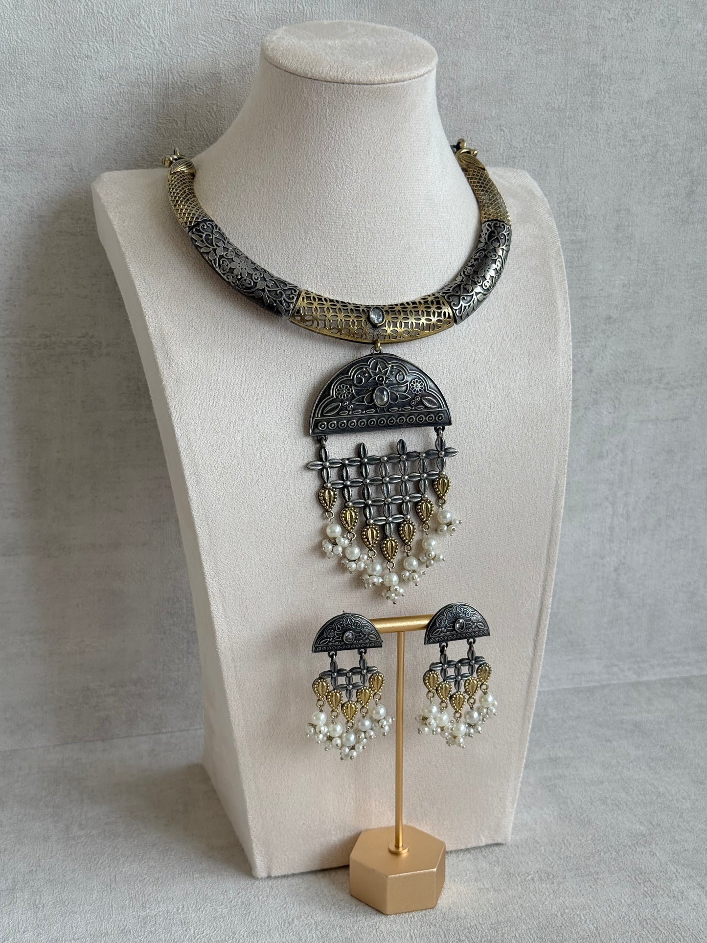 Ayura Designs Dhoop Necklace Set with Earrings – Dual Tone Oxidised Necklace with Lattice Pendant & Pearl Detailing