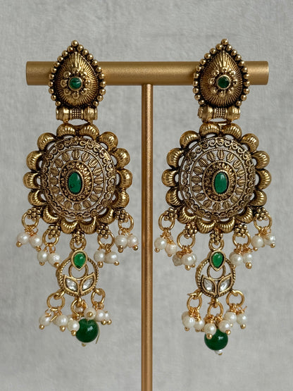Ayura Designs Kabini Choker Set with Earrings – Gold Kundan Waterfall Choker with Emerald Green Beads & Pearls