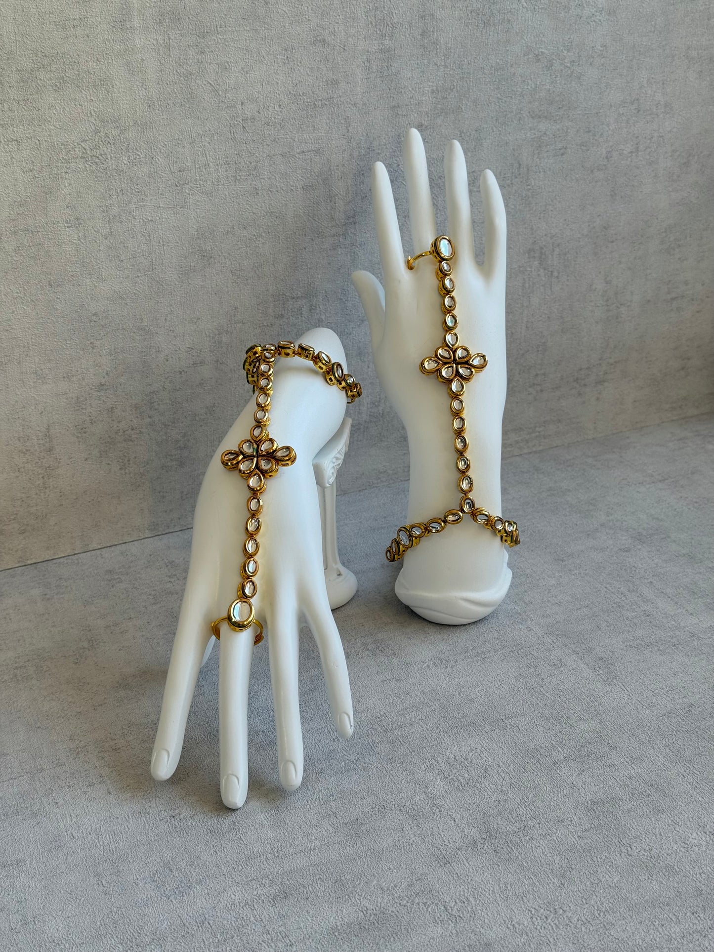 Ayura Designs Raina Haathphool – Kundan Hand Ornament with Floral Motif & Enamel Detailing