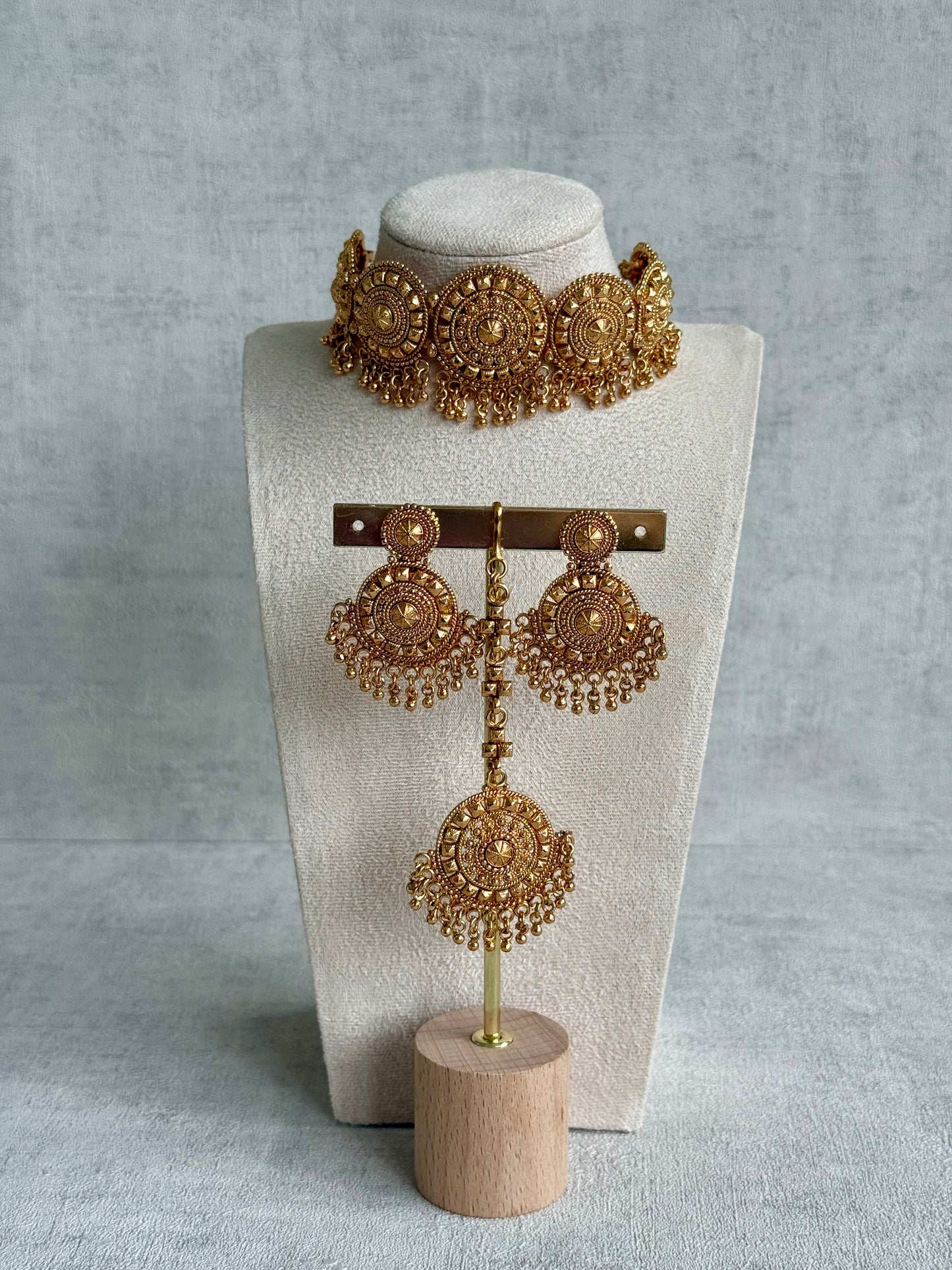 Ayura Designs Nawab Set – Antique Gold Choker, Jhumkis & Tikka with Filigree Medallions