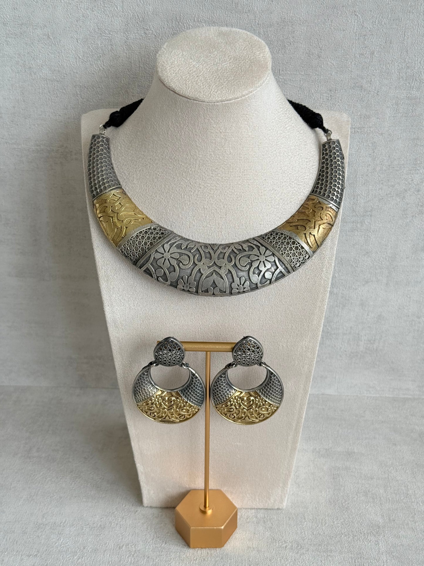 Ayura Designs Raahil Necklace Set with Earrings – Dual Tone Oxidised Statement Necklace with Floral Engraving & Cutwork Detailing