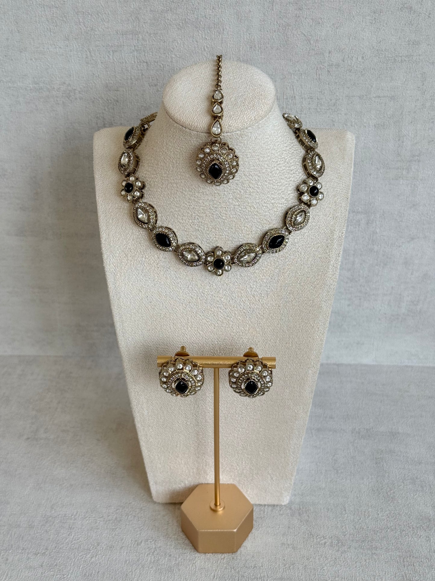 Ayura Designs Ivy Necklace Set with Studs & Tikka – Black Kundan Detailing