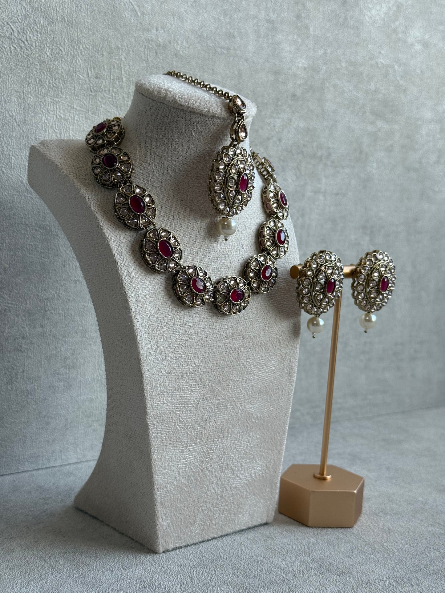 Ayura Designs Sania Set with Necklace, Earrings & Tikka – Ruby Red Stones, Kundan Detailing & Antique Gold Finish
