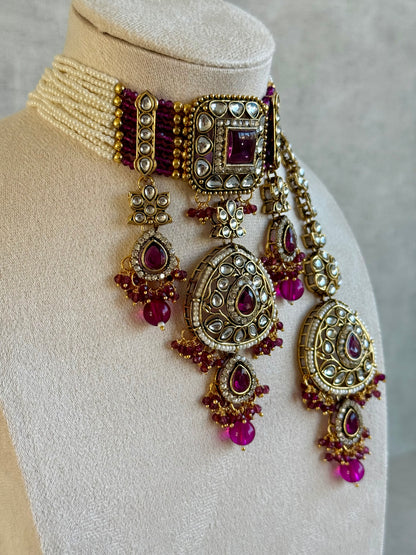 Ayura Designs Zarmeen Choker Set with Earrings & Tikka – Mirror-Cut Stones, Antique Gold Finish and Magenta Beads