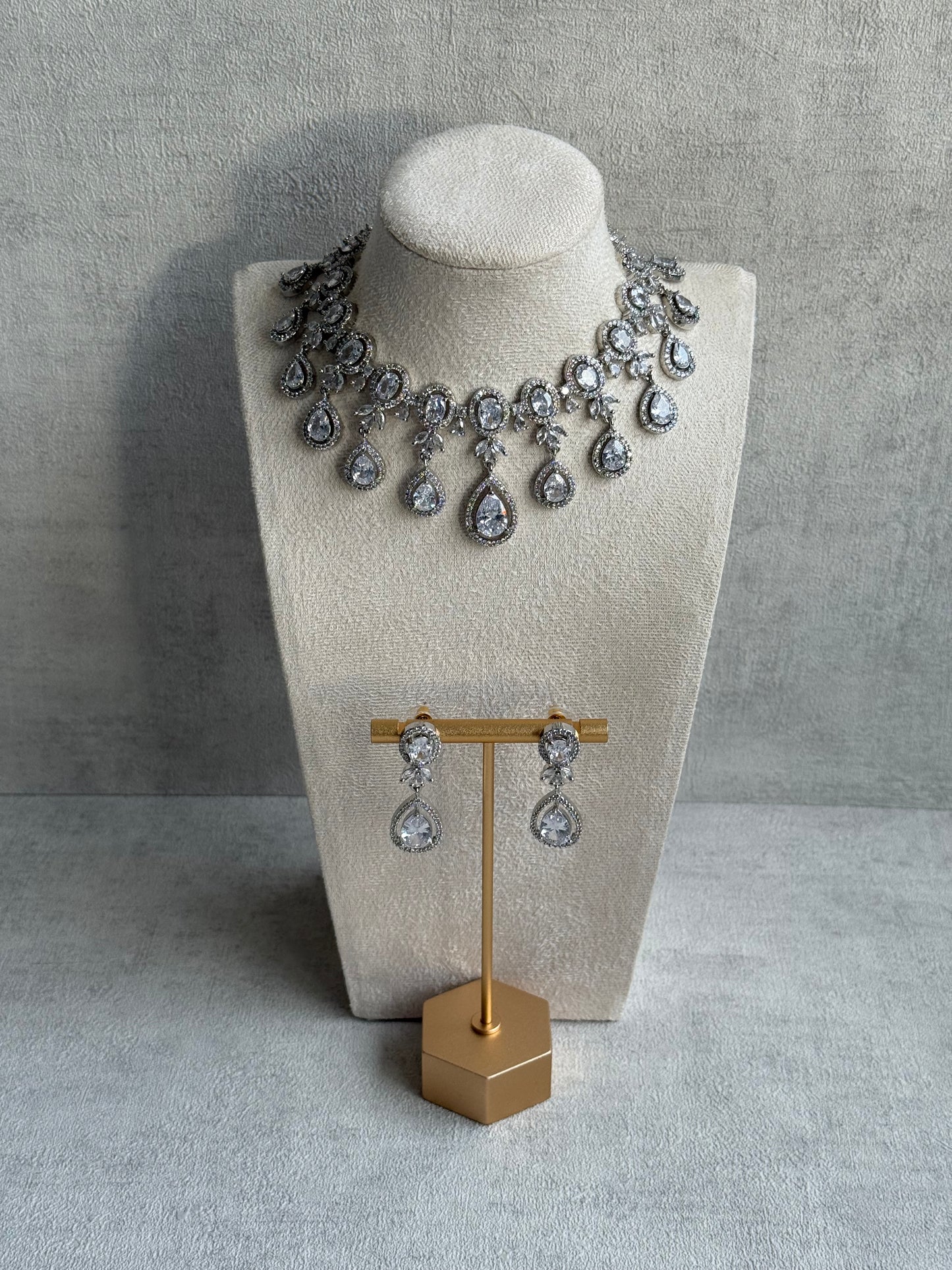 Ayura Designs Grace Set with Necklace & Earrings – Pear-Cut Moissanite Stones, Halo Detailing & Antique Silver Finish