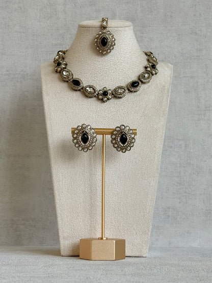 Ayura Designs Ivy Necklace Set with Studs & Tikka – Black Kundan Detailing