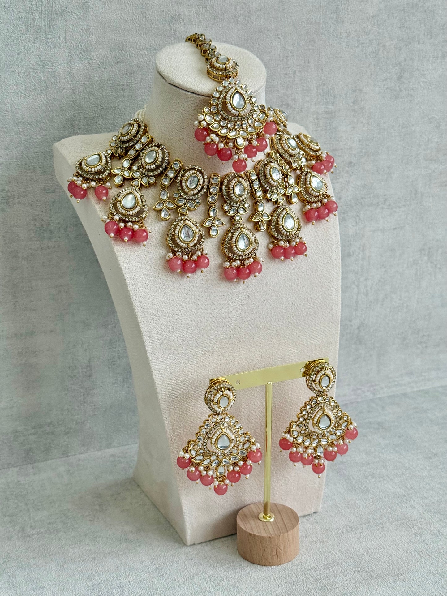Ayura Designs Janvi Set with Necklace, Earrings & Tikka – Kundan Detailing, Peach Beads & Pearls Drops
