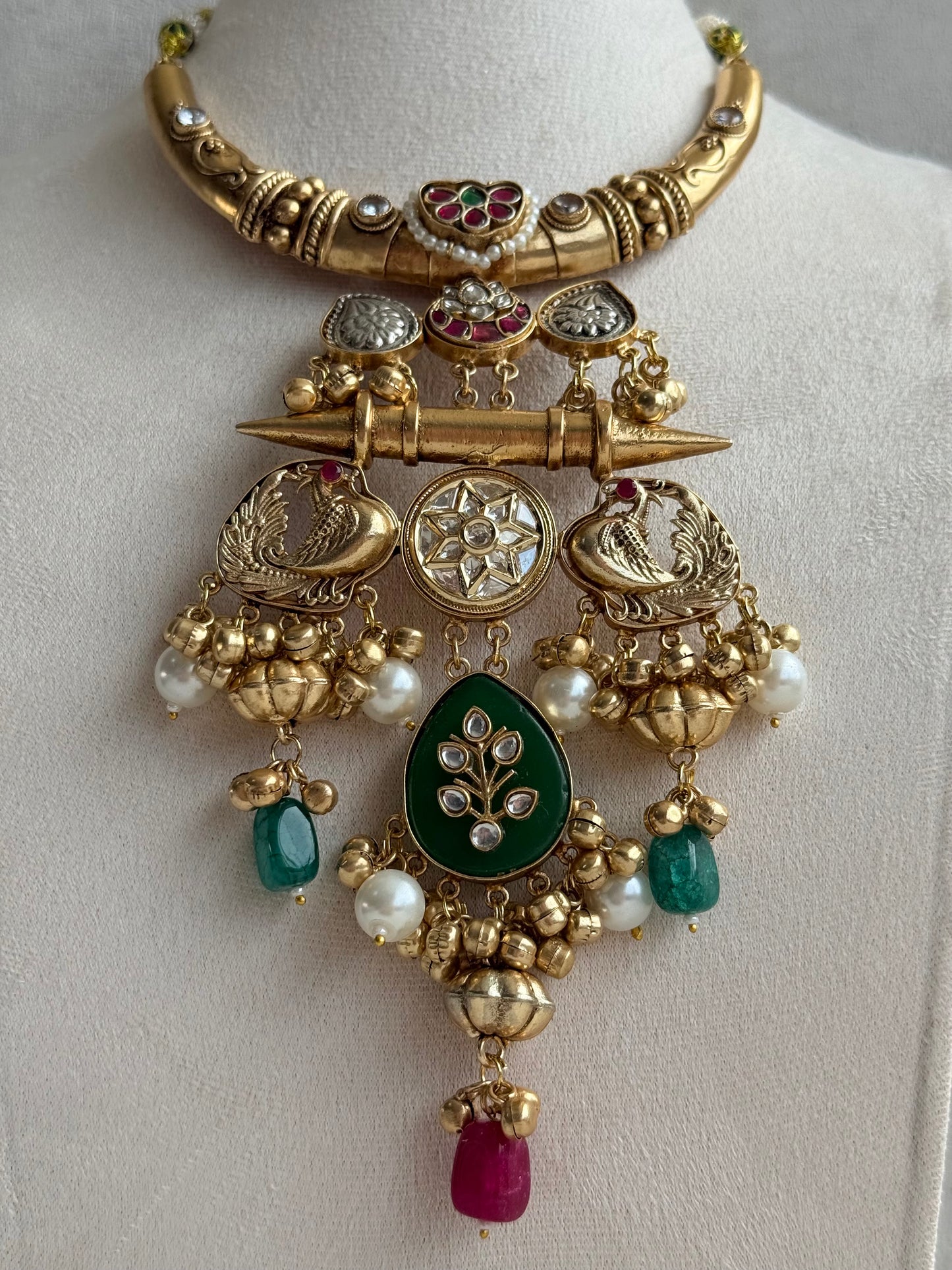 Ayura Designs Zaqsh Collar Necklace Set with Earrings – Antique Gold Peacock Pendant with Emerald Green Stones & Pearl Detailing