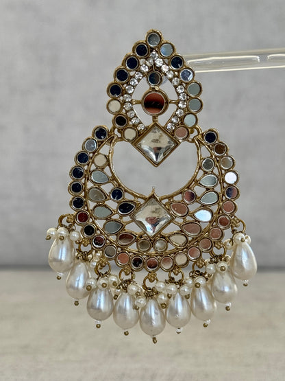 Ayura Designs Dilkash Tikka Set with Earrings – Kundan, Mirror Work & Pearls