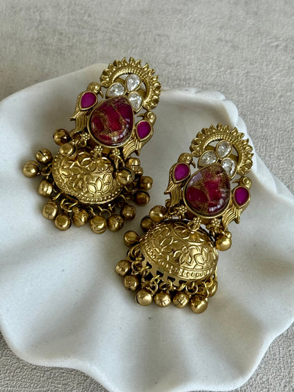 Ayura Designs Avleen Earrings – Berry Pink Marble with Antique Gold Finish & Kundan Detailing