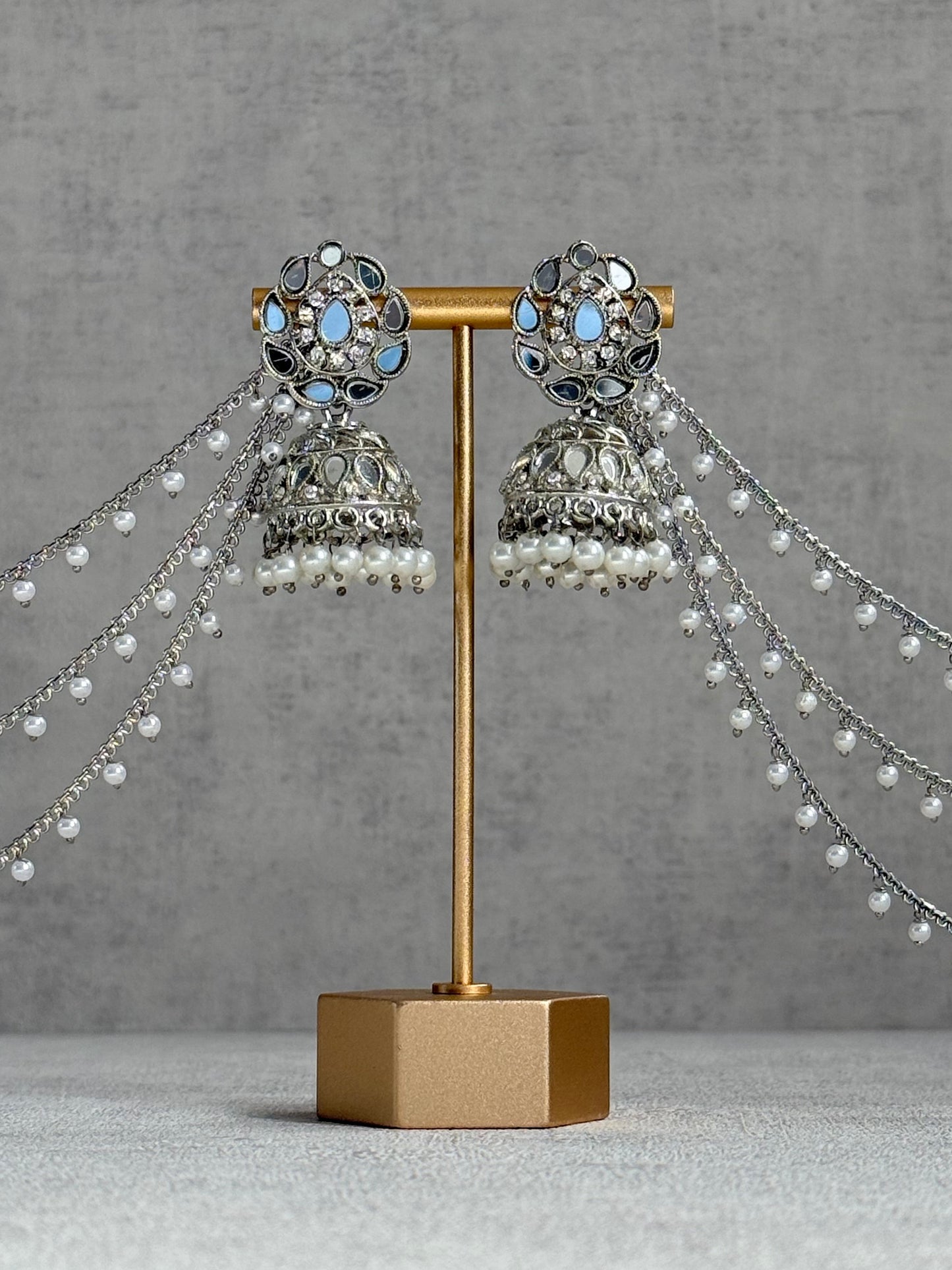 Ayura Designs Aiyana Jhumkis – Silver Mirror-Cut Earrings with Detachable Triple-Layer Pearl Sahare