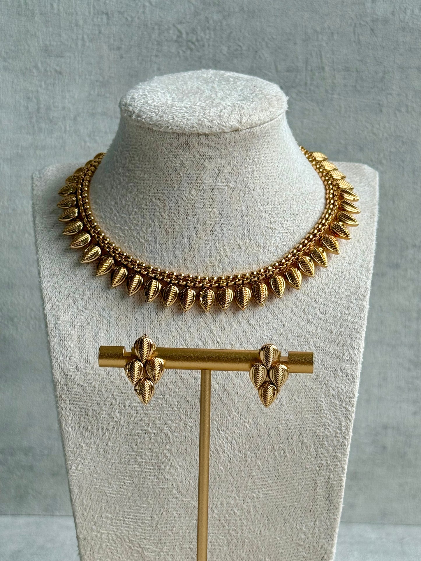 Ayura Designs Hiral Set – Necklace & Earrings with Antique Gold Leaf Motifs