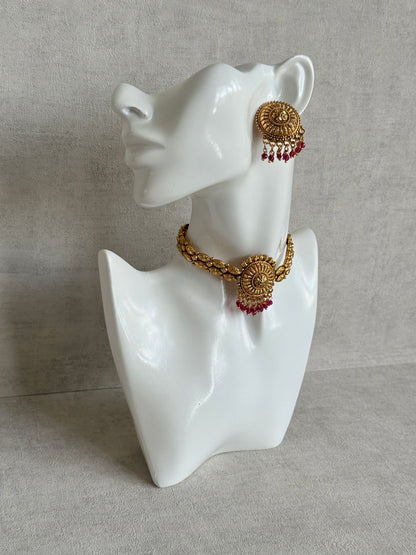Ayura Designs Rania Choker Set with Studs – Antique Gold Floral Medallion Choker with Ruby Pink Bead Detailing