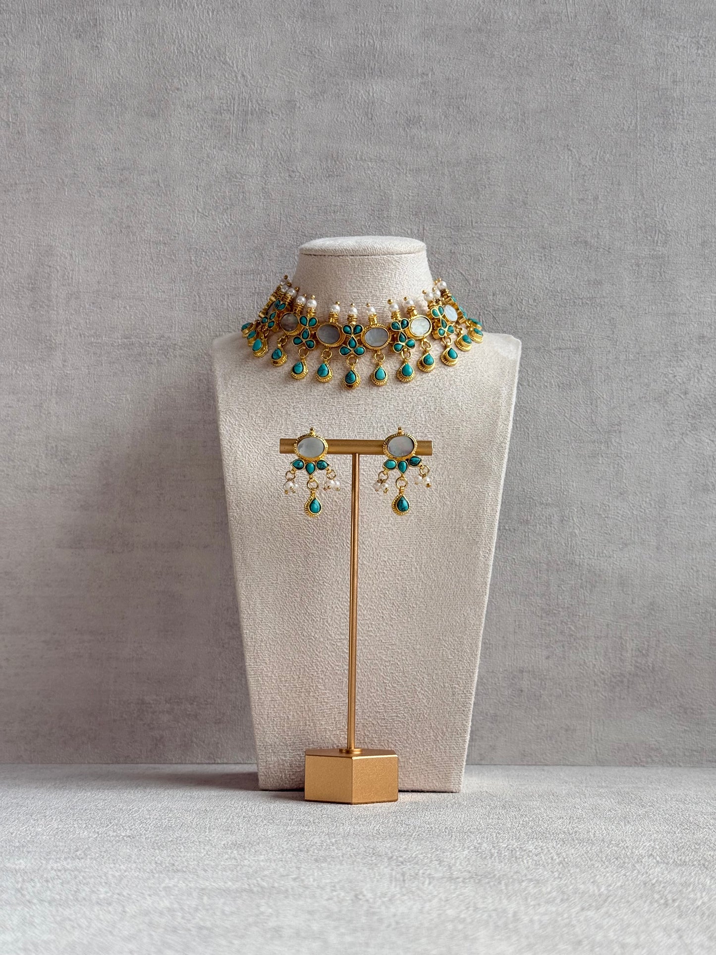 Ayura Designs Rehnuma Kundan Choker Set with Earrings & Turquoise Floral Detailing