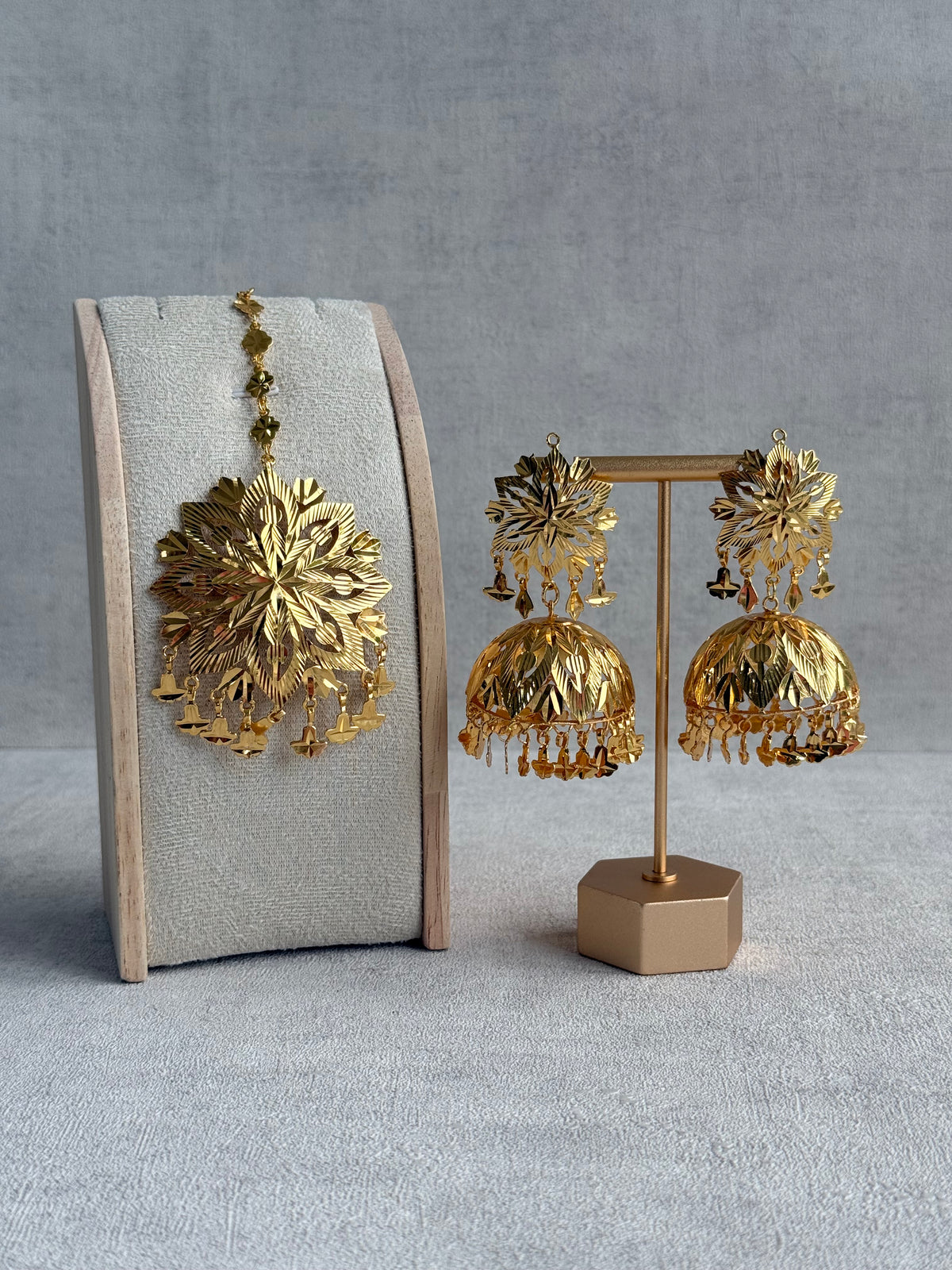 Ayura Designs Mutiyar Tikka Set with Jhumkis – Gold Floral Design with Pippal Patti Drops